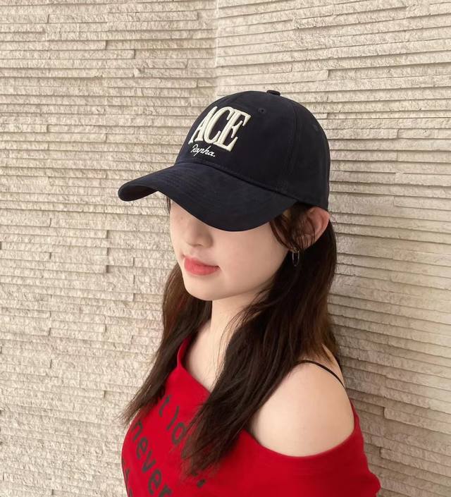 A popular fashion brand~A new style that is a must-have for early autumn wear. E