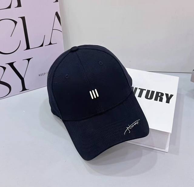 A popular fashion brand~A new style that is a must-have for early autumn wear. E