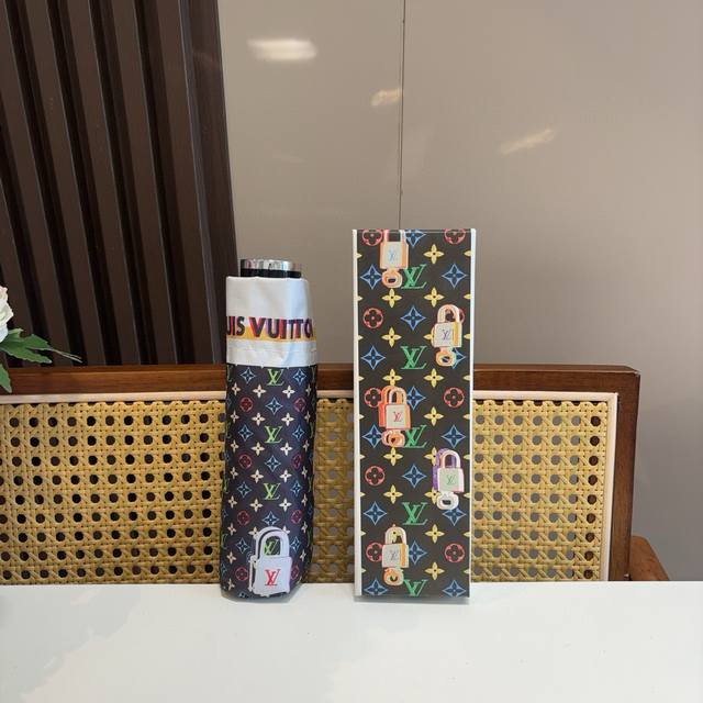 Louis Vuitton LV 50% fold hand-opening umbrella with new coating technology and