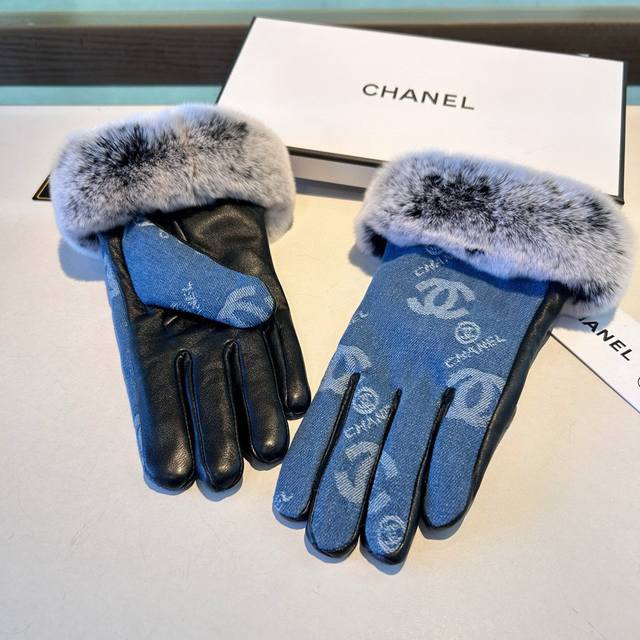 Chanel new wool denim and sheepskin gloves, fashionable motorcycle gloves, new a