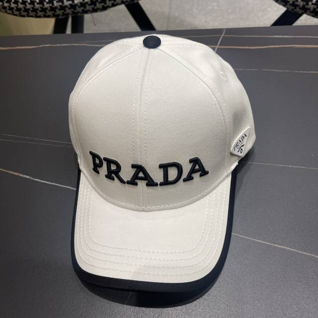 Popular inverted triangle cap in four colors! This classic Prada baseball cap is