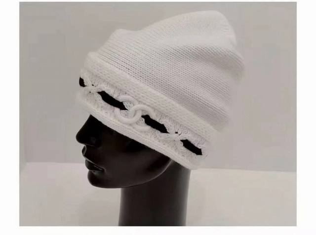 Chanel knitted beanie
