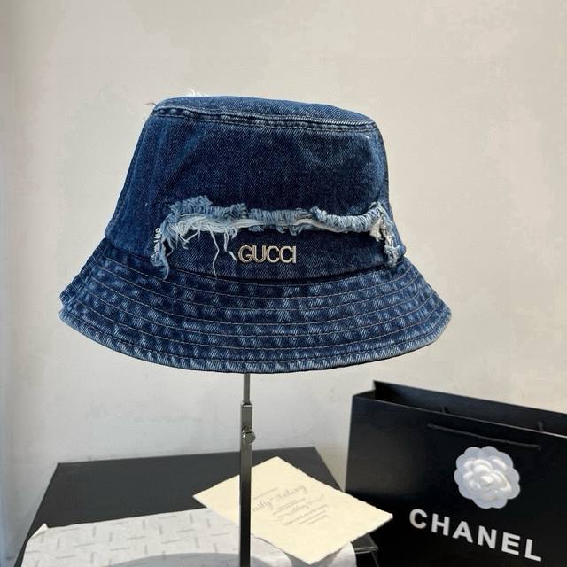 Gucci new bucket hat