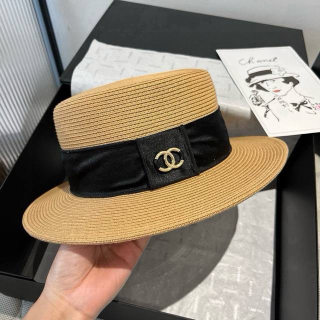 Chanel flat top hat, the hat shape is super beautiful, head circumference 57cm