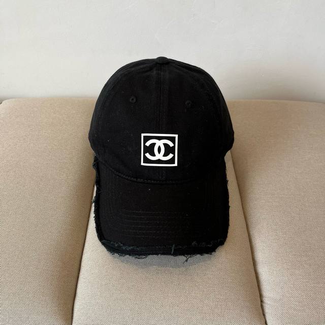 Chanel new baseball cap, classic and simple, fashionable and casual design, new