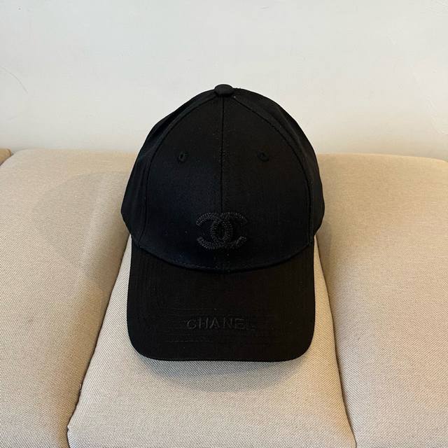 Chanel new baseball cap, classic and simple, fashionable and casual design, new