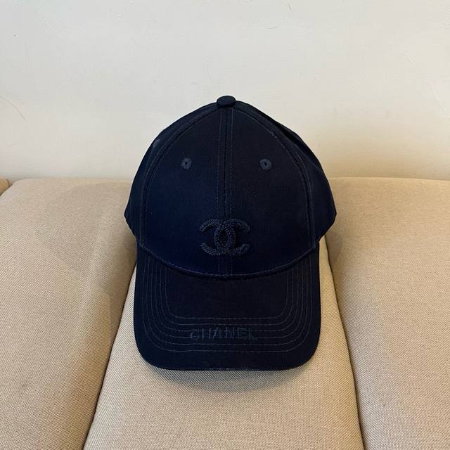 Chanel new baseball cap, classic and simple, fashionable and casual design, new