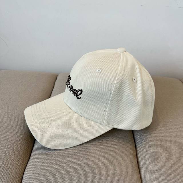 Chanel new baseball cap, classic and simple, fashionable and casual design, new