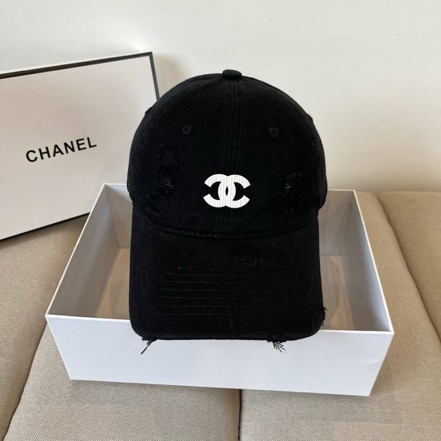 Chanel new baseball cap, classic and simple, fashionable and casual design, new