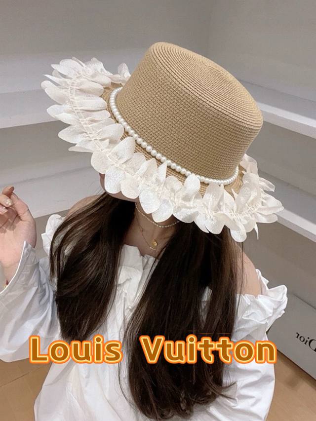 Louis Vuitton high-end Japanese elegant pearl lace straw hat for women 2025 spri