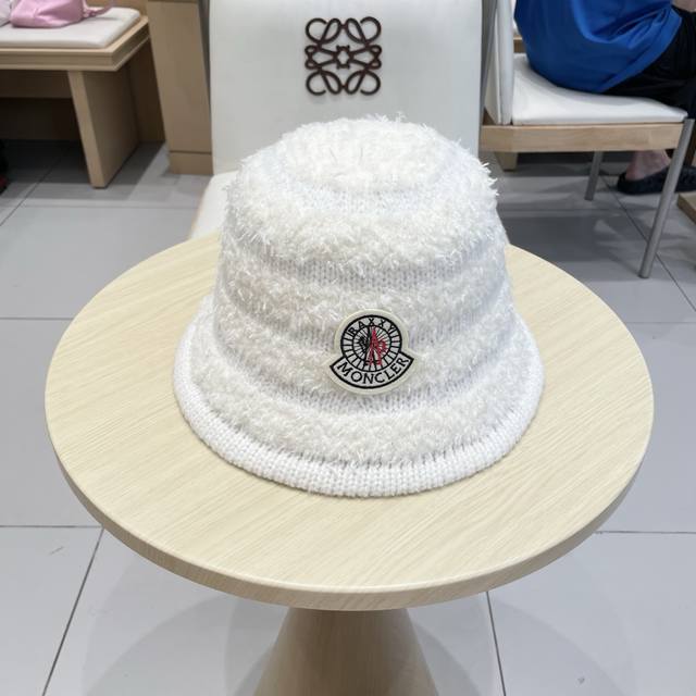 Monceler new plush large head bucket hat women's autumn and winter Korean versio