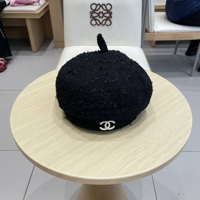 Chanel Chanel small style beret women's autumn French elegant versatile face sma