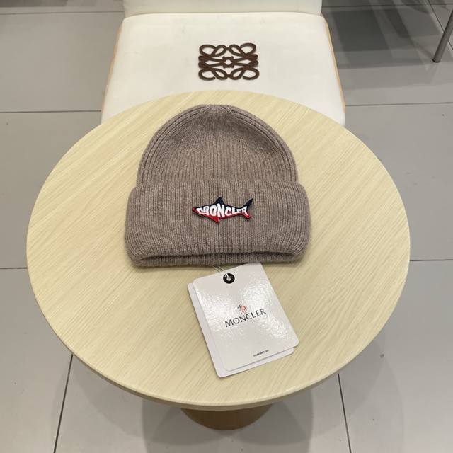Monceler's new rabbit fur beanie for autumn and winter 2025, designed for both m
