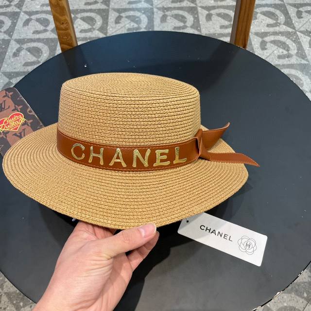 Chanel Chanel 2025 new straw woven hat with belt, a must-have for vacation and l