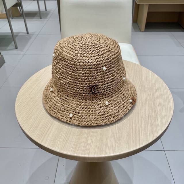 Chanel L2025 stylish versatile pearl handmade straw hat to cover the face sun pr