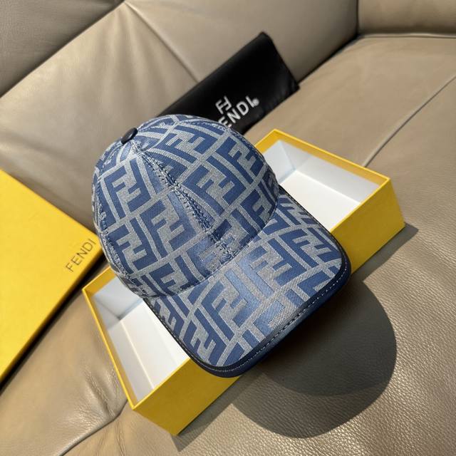 comes with a box bag. This new Fendi baseball cap features a double-F jacquard p