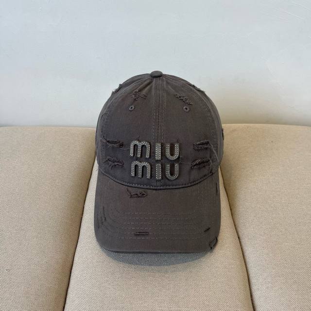 Miumiu original spring and summer new baseball cap, authentic mold customization