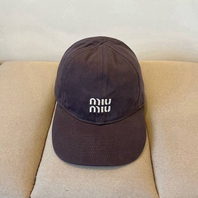 Miumiu original spring and summer new baseball cap, authentic mold customization
