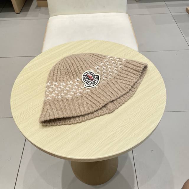 Monceler autumn and winter new wool fisherman hat striped color matching all-mat