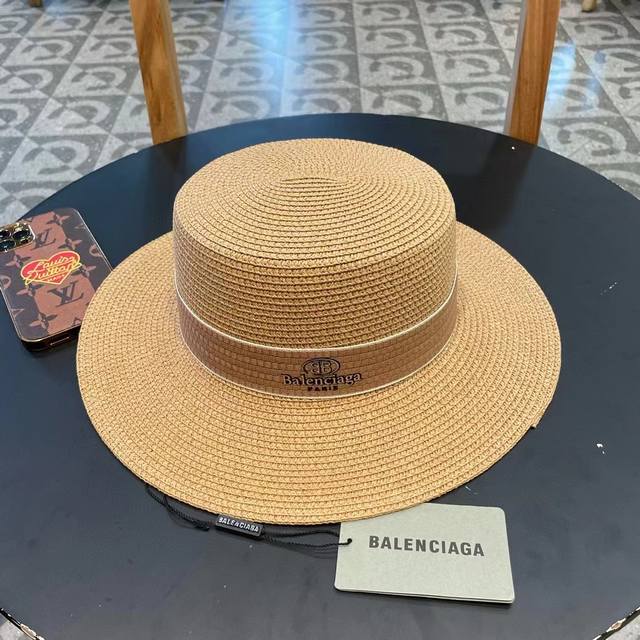 Balenciaga 2025 new straw sun hat basin hat beach style, simple and generous, ve