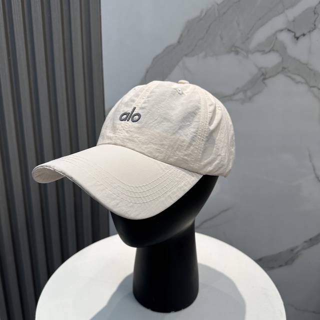 Aio new quick-drying simple baseball cap is light, breathable, fashionable and v
