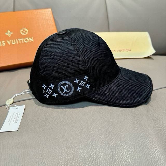 comes with a packaging cloth bag, Lv Louis Vuitton new original baseball cap, cl