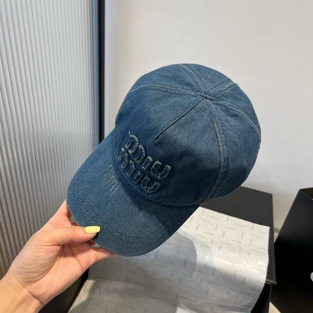 Miu Miu denim new peaked cap, head circumference 57cm