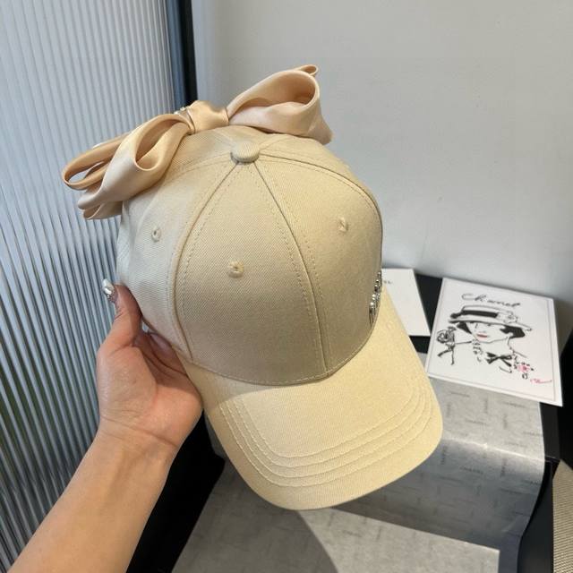 Miumiu bow peaked cap, high-end custom made, head circumference 57cm
