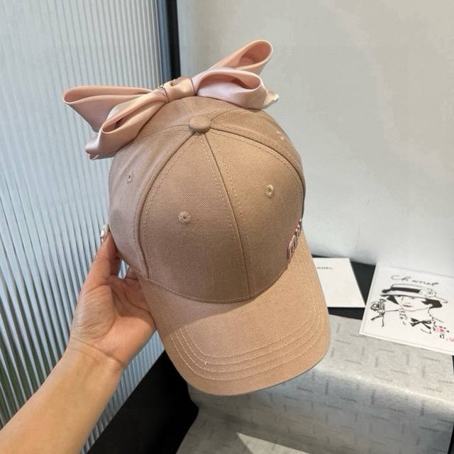 Miumiu bow peaked cap, high-end custom made, head circumference 57cm