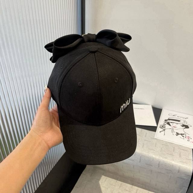 Miumiu bow peaked cap, high-end custom made, head circumference 57cm