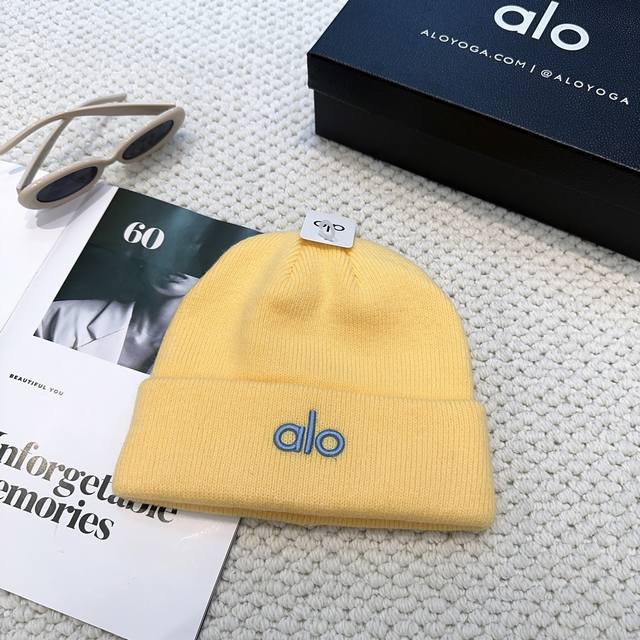 Aio new knitted hat wool hat women's loose cold hat, autumn and winter warm thic
