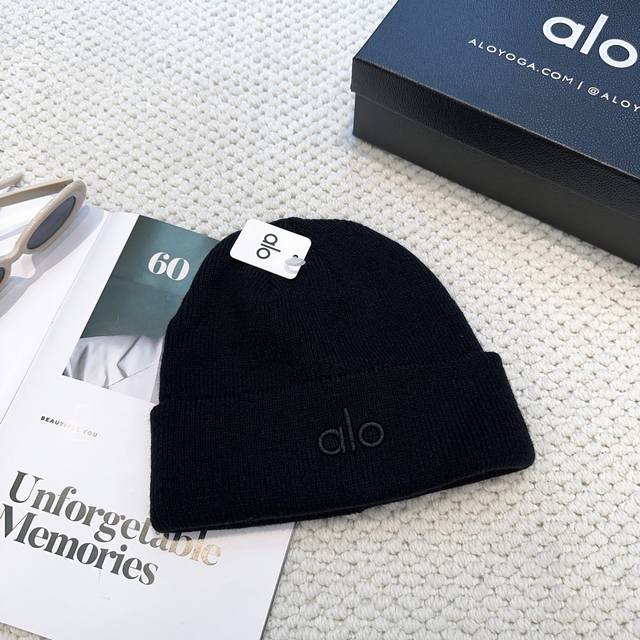 Aio new knitted hat wool hat women's loose cold hat, autumn and winter warm thic
