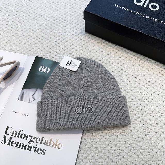 Aio new knitted hat wool hat women's loose cold hat, autumn and winter warm thic