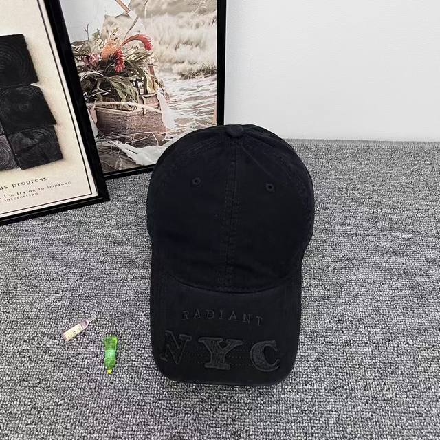 A popular fashion brand~A new style that is a must-have for early autumn wear. E