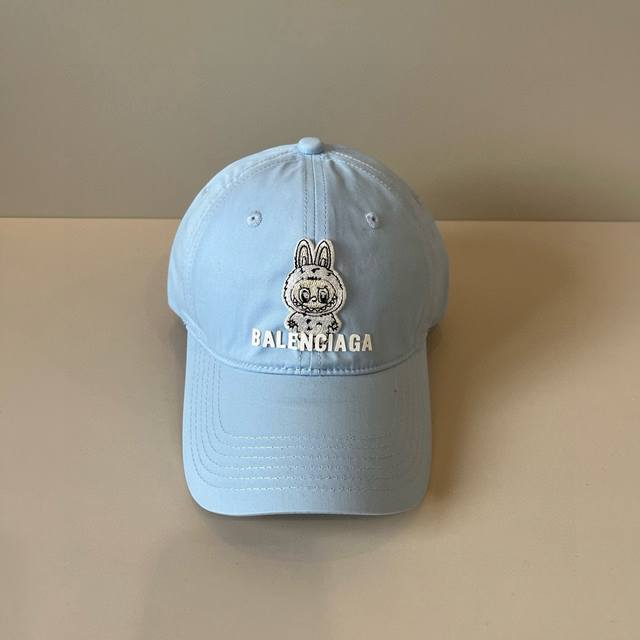 Balenciaga's new logo baseball cap in a cool colorway, perfect for both men and