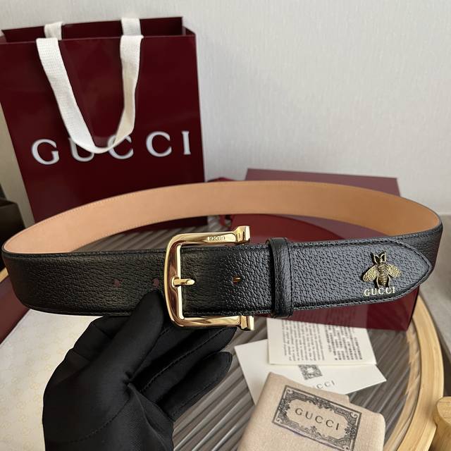 GUCCI men's new belt, 40mm wide, made from imported top-grain pig-grain leather.