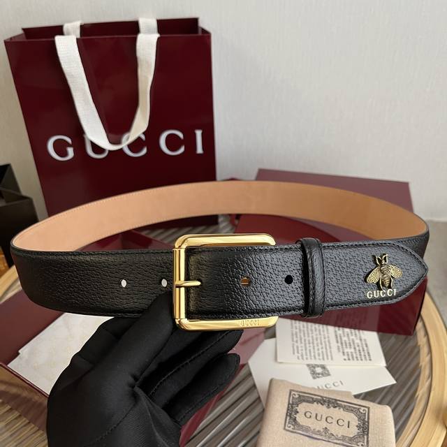 GUCCI men's new belt, 40mm wide, made from imported top-grain pig-grain leather.
