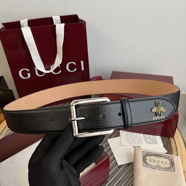 GUCCI men's new belt, 40mm wide, made from imported top-grain pig-grain leather.
