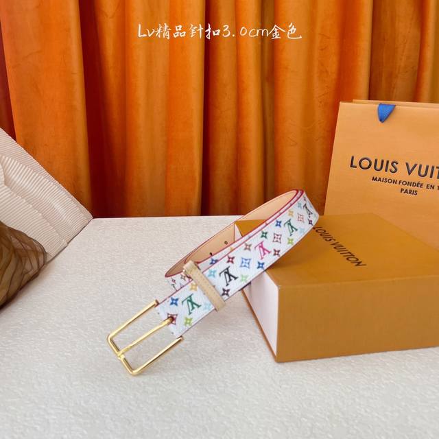 Louis Vuitton: New quality, one side black print and the other side plain bottom