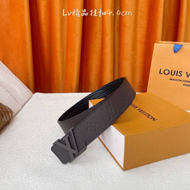 Donkey brand, top quality, classic embossed on one side and ripple bottom on the