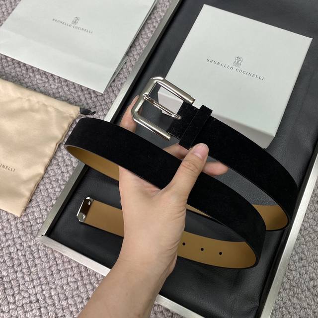 Brunello Cucinelli suede belt, 3.5 cm wide, simple style, easy to match