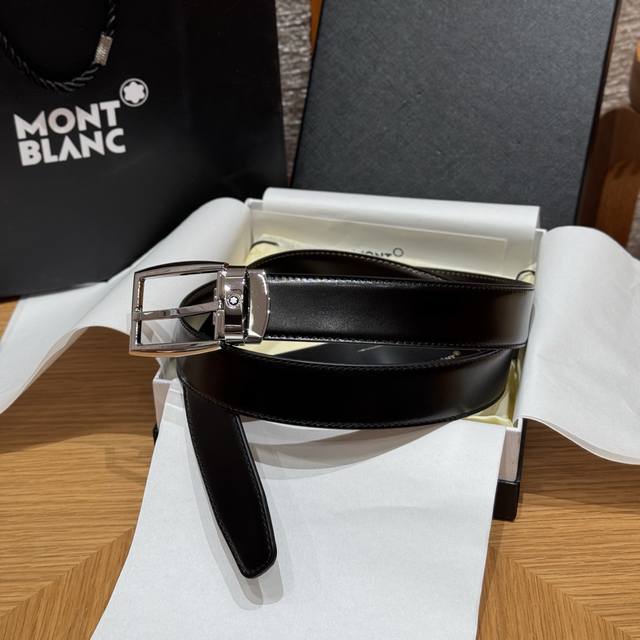 Montblanc men's belt in classic black, made of top-grain cowhide, feels very del