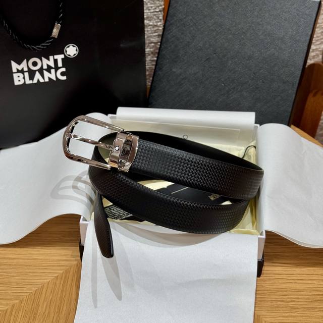 Montblanc men's belt is classic black and made of top-grain cowhide. It feels ve
