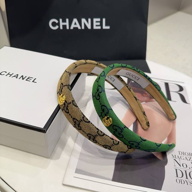with packaging box Gucci Gg letter headband, classic letters, fashionable and ve