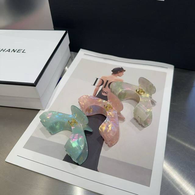 with box Chanel Chanel's latest colorful clip, simple and practical, fashionable