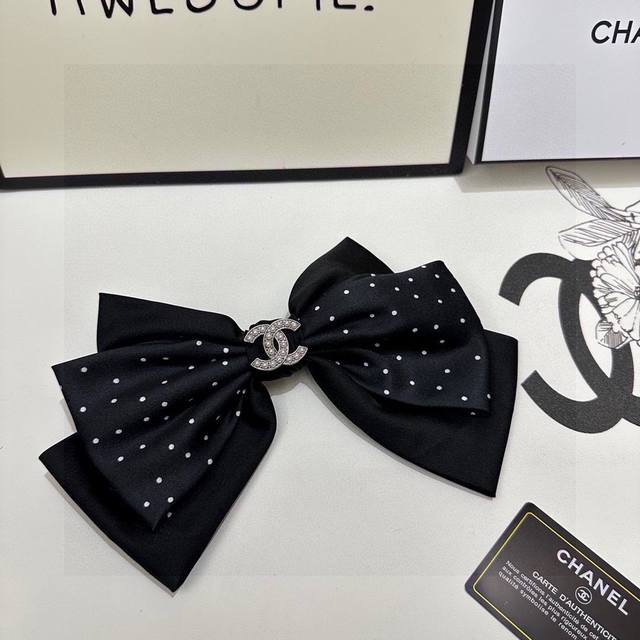 Special counter packaging Chanel latest bow vintage five-piece hair clip Trust m
