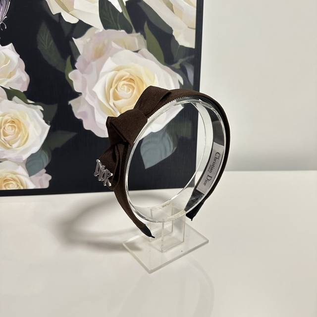 Special counter packaging Dior Dior's latest headband little fairy quickly start
