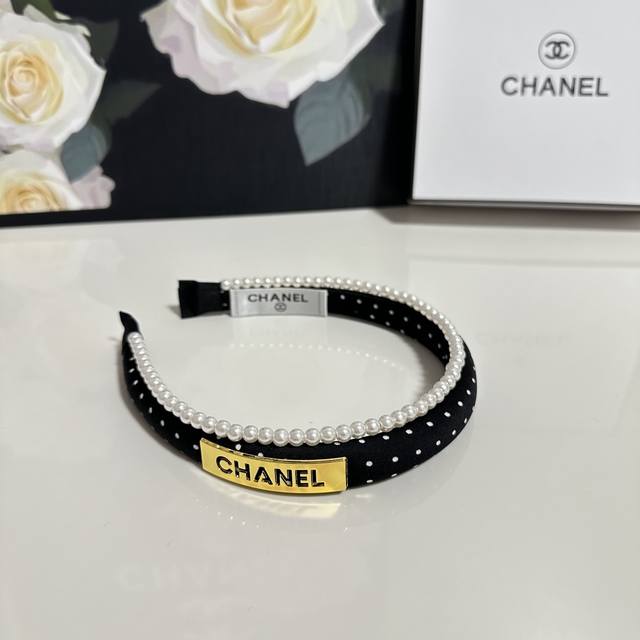 Special counter packaging Chanel Chanel latest pearl chain headband little fairy