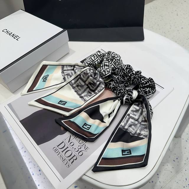 with packaging box Fendi Fendi new F ribbon hair ring, retro temperament beauty,