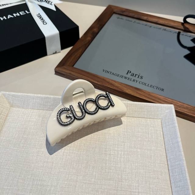 Gucci new hairpin